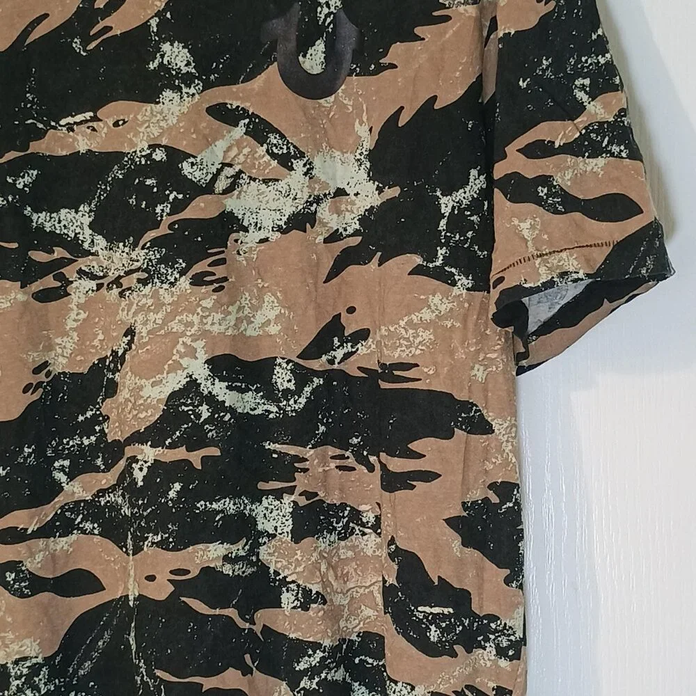 True Religion/Tee Shirt/Mens XXL/Tiger Camo Buddha NWT